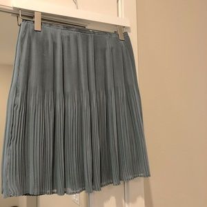 Womens pleated skirt